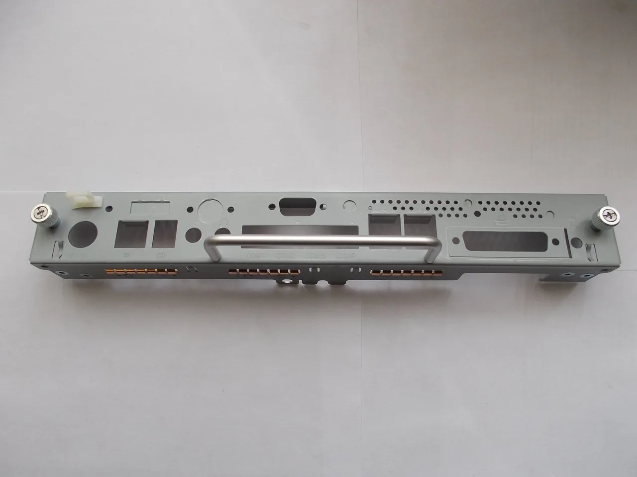 Металлический каркас I/O bracket ass'y w/mylar for POS355+B78 REV.E, арт.3Y220100001E для POS355 (B68/B79/C48)