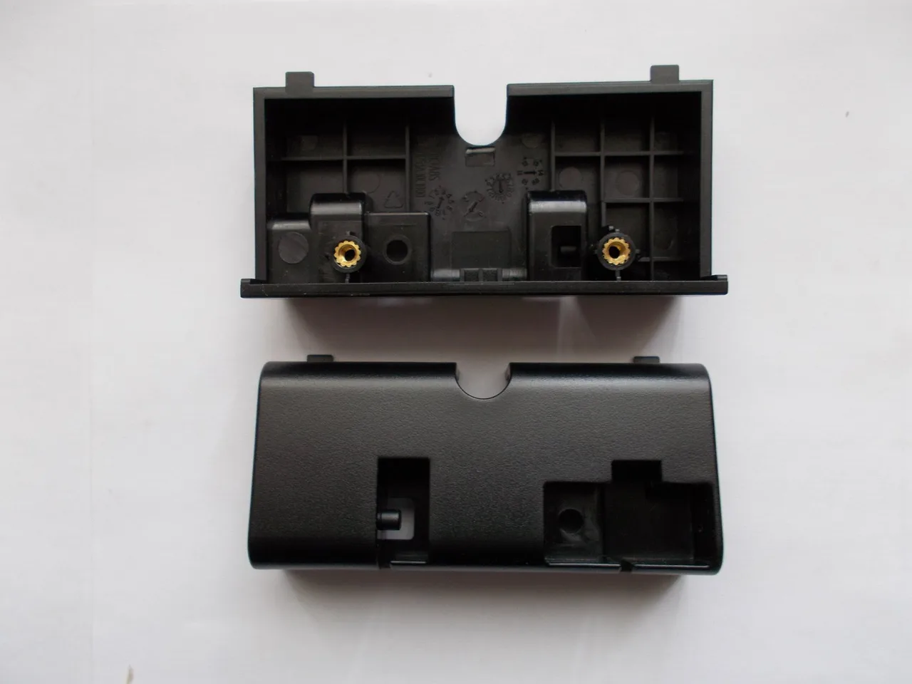 Крепление для дисплея покупателя к POS485 (VFD hinge bracket for POS485)