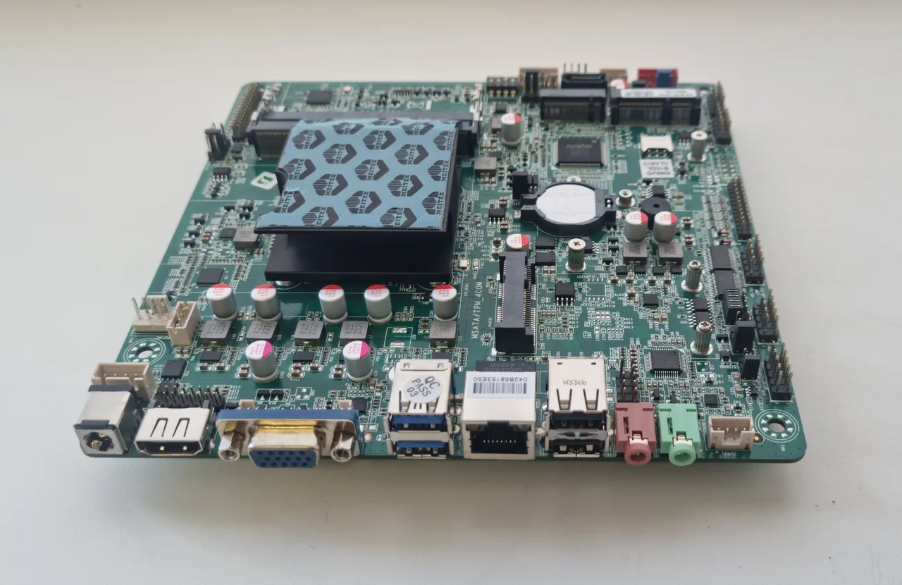 Материнская плата ITX-B102_1512L I5-8260U для POS101 21.5 — фото 1